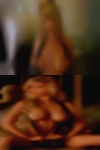 Well aged naked woman
